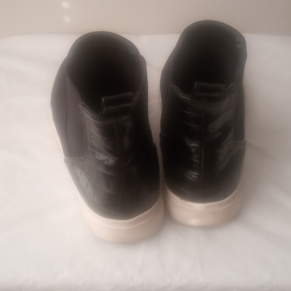 H&M Boots - Picture 2 of 5